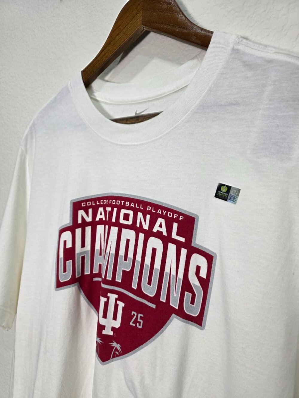 NWT Nike Indiana Hoosiers 2025 National Champions CFP Shirt Large - Picture 3 of 12